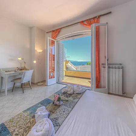 Casa Marenzya Apartment *