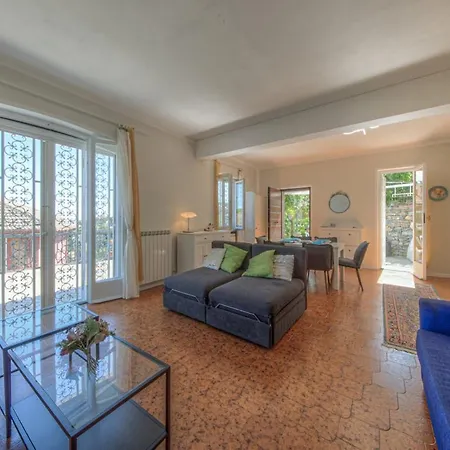 Apartment Casa Marenzya